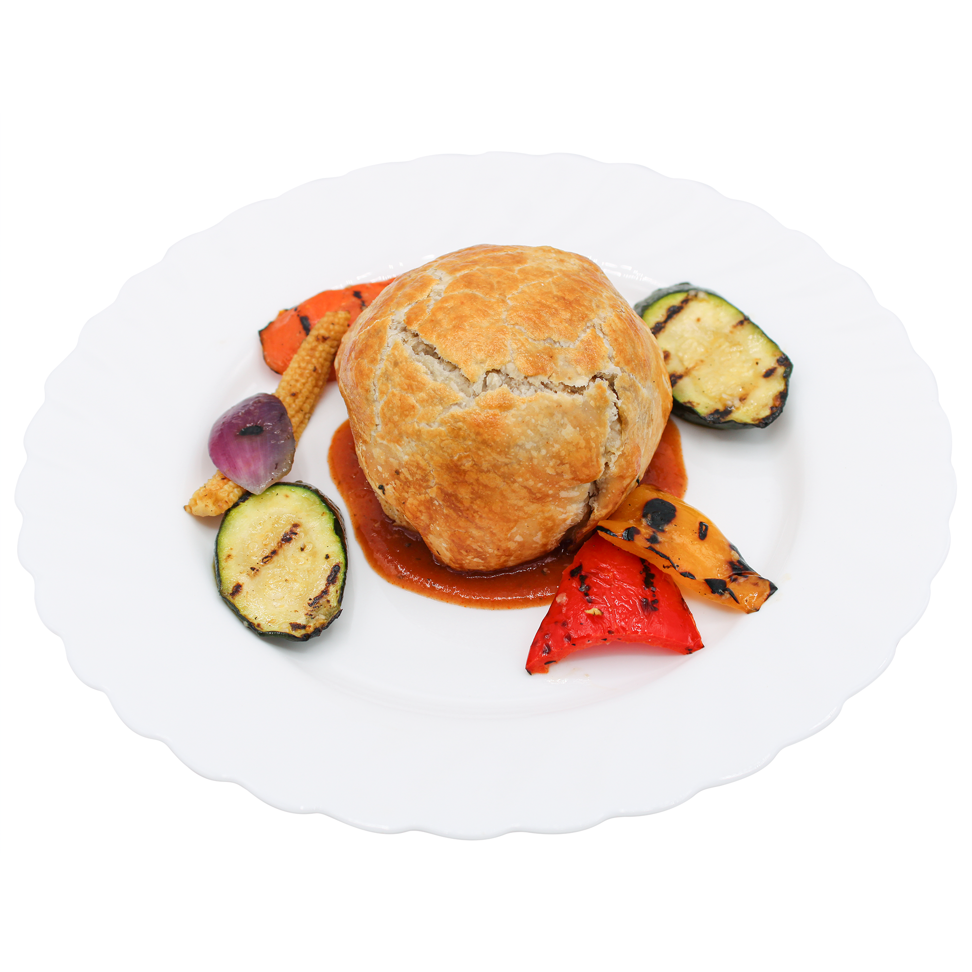 Individual Beef Wellington Served With Grilled Vegetables & Shallot In Red Wine Sauce (Disposable)
